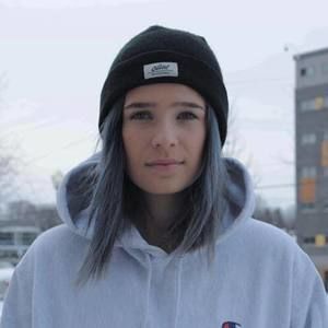 Meet your Posher, Laurence